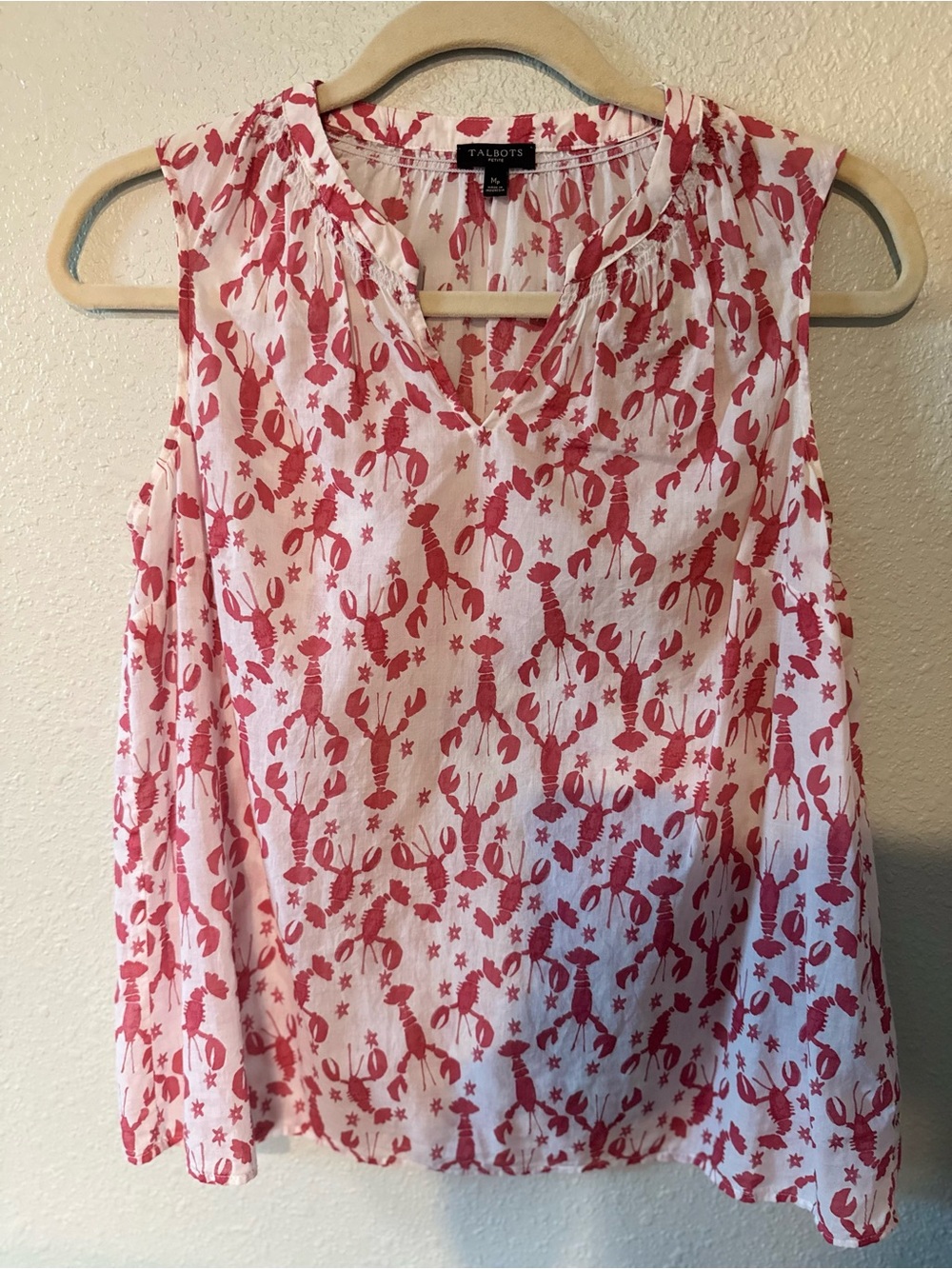 Talbots White Sleeveless Lobster-Print V-Neck Top